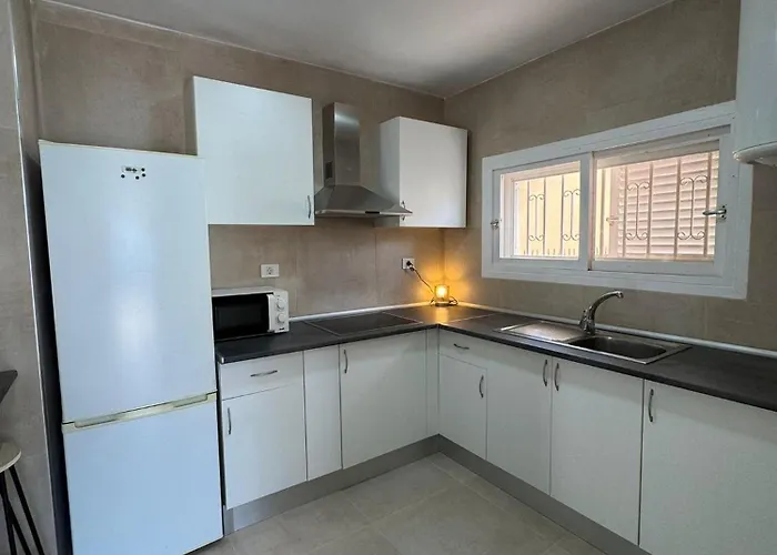 Americas 4-bedroom Nearby The Private Parking Costa Adeje (Tenerife)