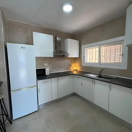 Americas 4-bedroom Nearby The Private Parking Costa Adeje (Tenerife)