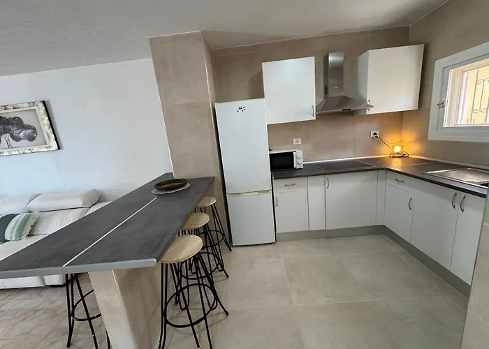 Villa Americas 4-bedroom Nearby The Private Parking Costa Adeje (Tenerife)