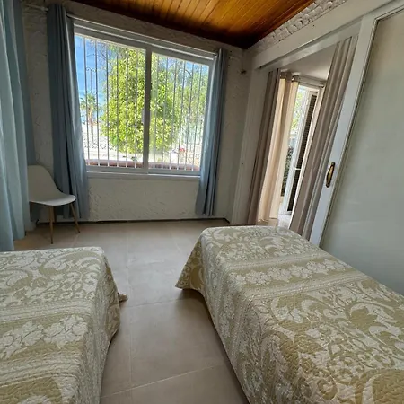 Americas 4-bedroom Nearby The Private Parking Villa Costa Adeje (Tenerife)